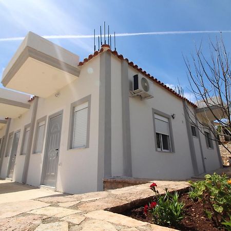Sky Apartments ساراندا المظهر الخارجي الصورة
