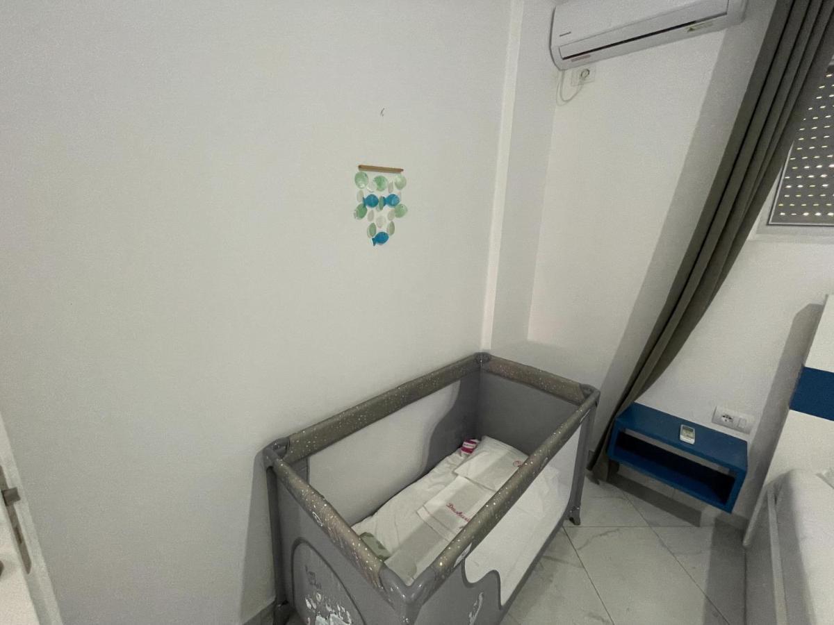 Sky Apartments ساراندا المظهر الخارجي الصورة